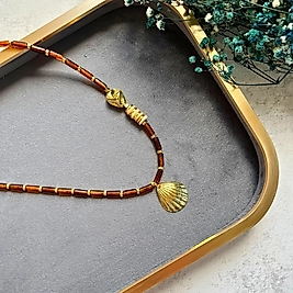 Kahverengi Boncuklu Deniz Kabuğu Kolye I Mev'Armoni Collection