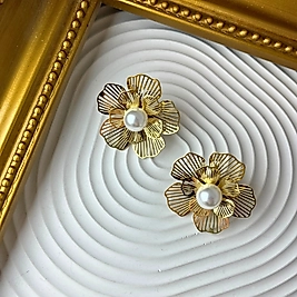 İnci Çiçek Küpe | Mev'Ahenk Collection