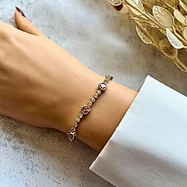 Pembe Kalp Taşlı Zarafet Bileklik 18,5-16,5 cm I Mev'Altın Collection